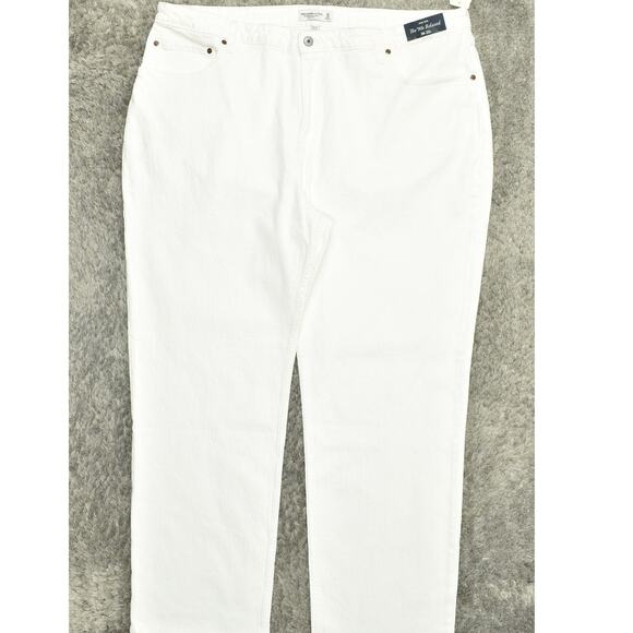 NWT Abercrombie & Fitch White Curve 90's Relaxed Straight Jeans Zip Size 36 Long - Picture 1 of 7